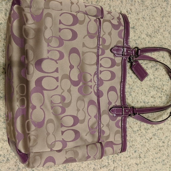 Coach Purse - Picture 2 of 4